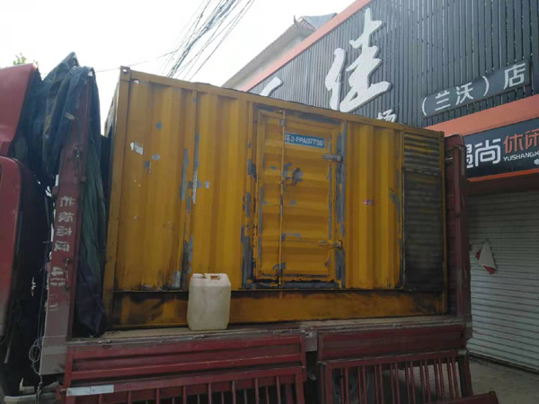 东宝发电机组功率与使用时间之间的关系