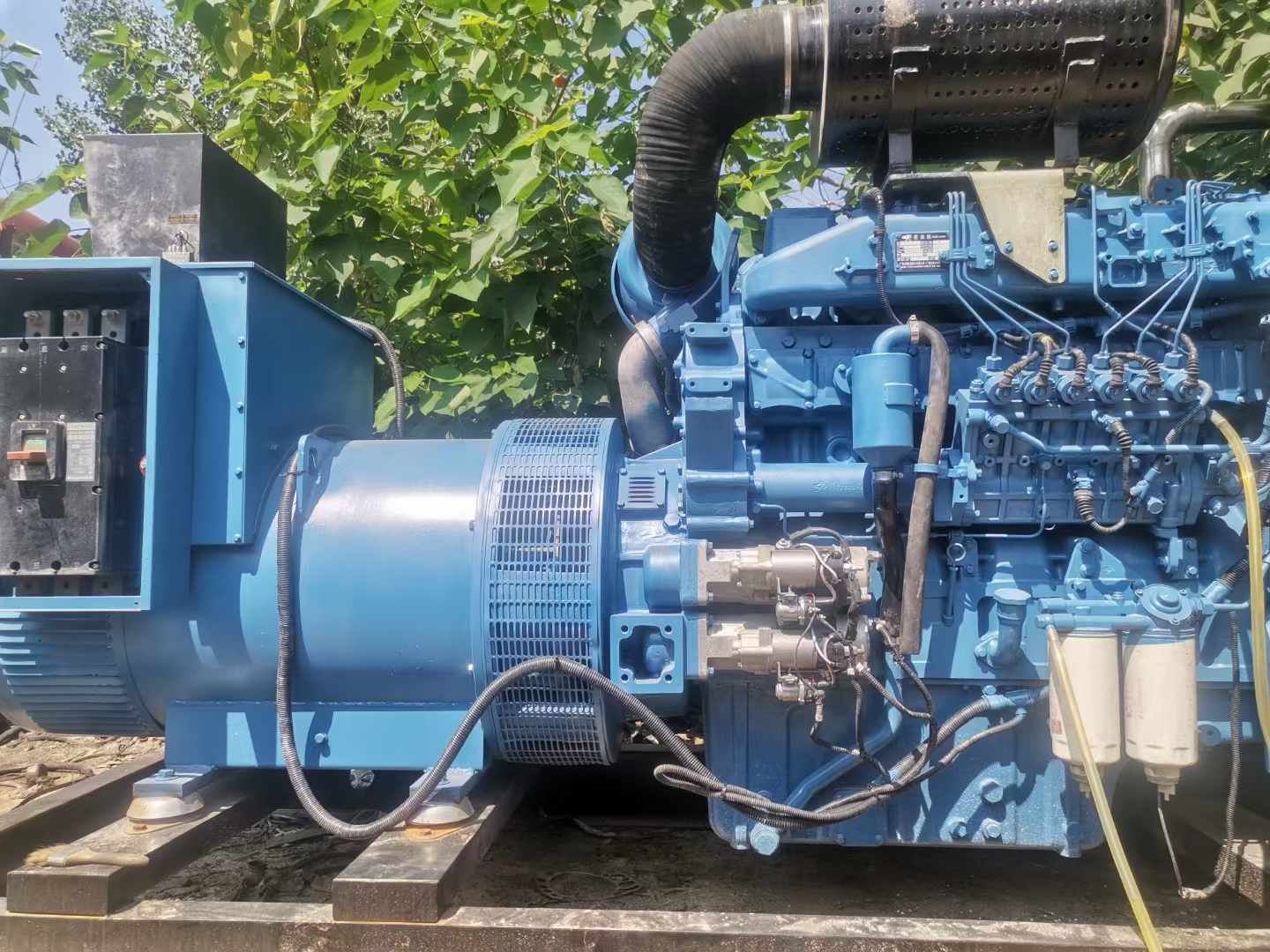 东宝详细说明降低 800kW 柴油发电机输出电流波动的方法