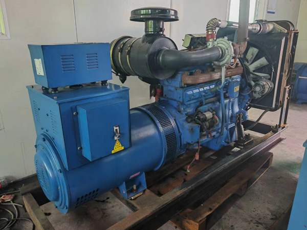 东宝100kW柴油发电机组使用多级机油有哪些优缺点？